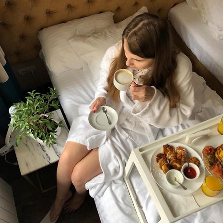 Live.Here.Hotel Kiev Ngoại thất bức ảnh