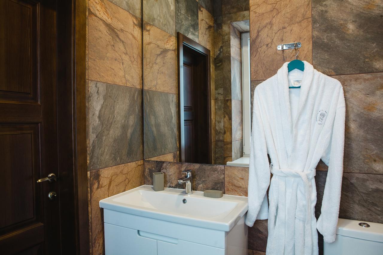Live.Here.Hotel Kiev Ngoại thất bức ảnh